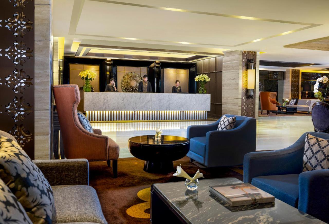 Royal Ambarrukmo Yogyakarta Hotel Buitenkant foto