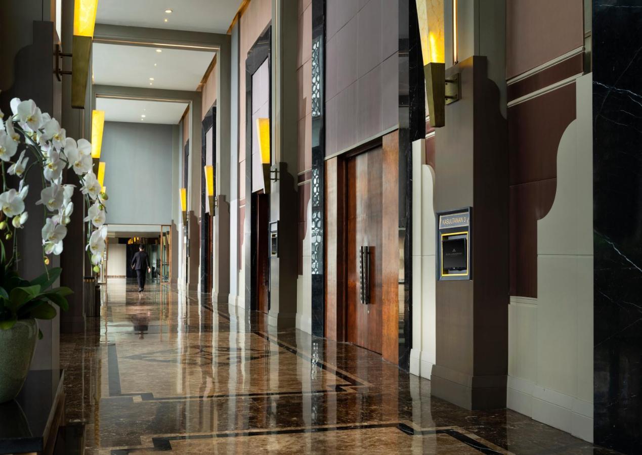 Royal Ambarrukmo Yogyakarta Hotel Buitenkant foto