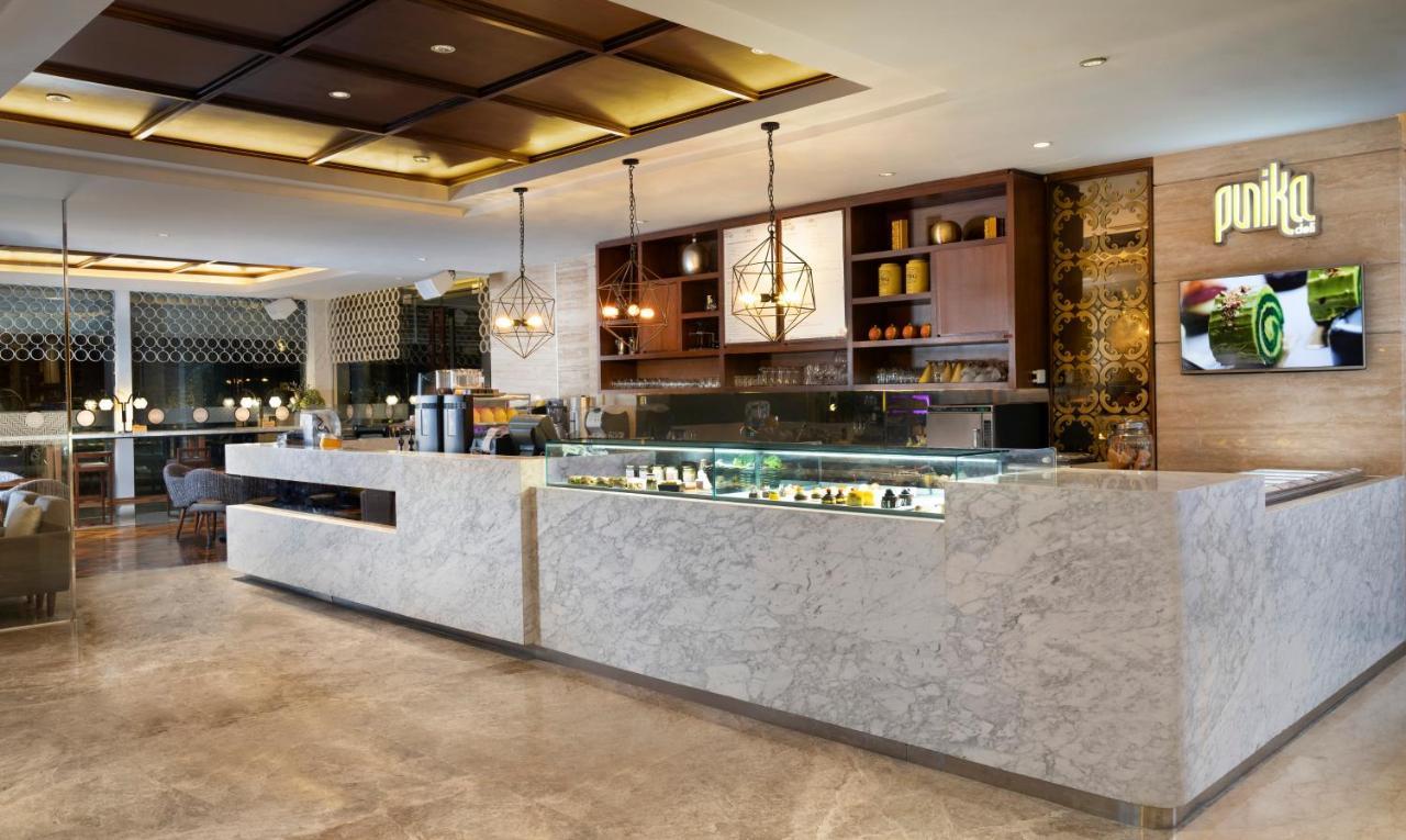 Royal Ambarrukmo Yogyakarta Hotel Buitenkant foto