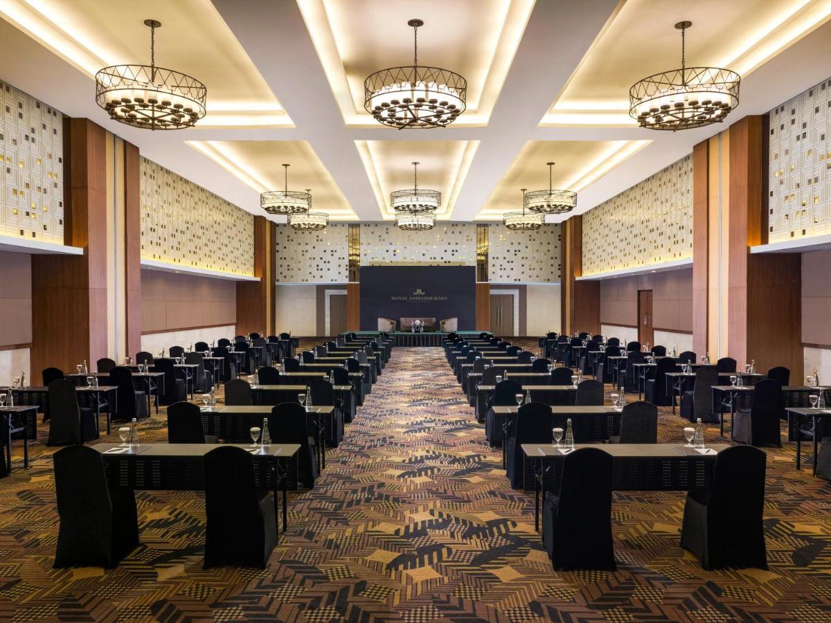Royal Ambarrukmo Yogyakarta Hotel Buitenkant foto