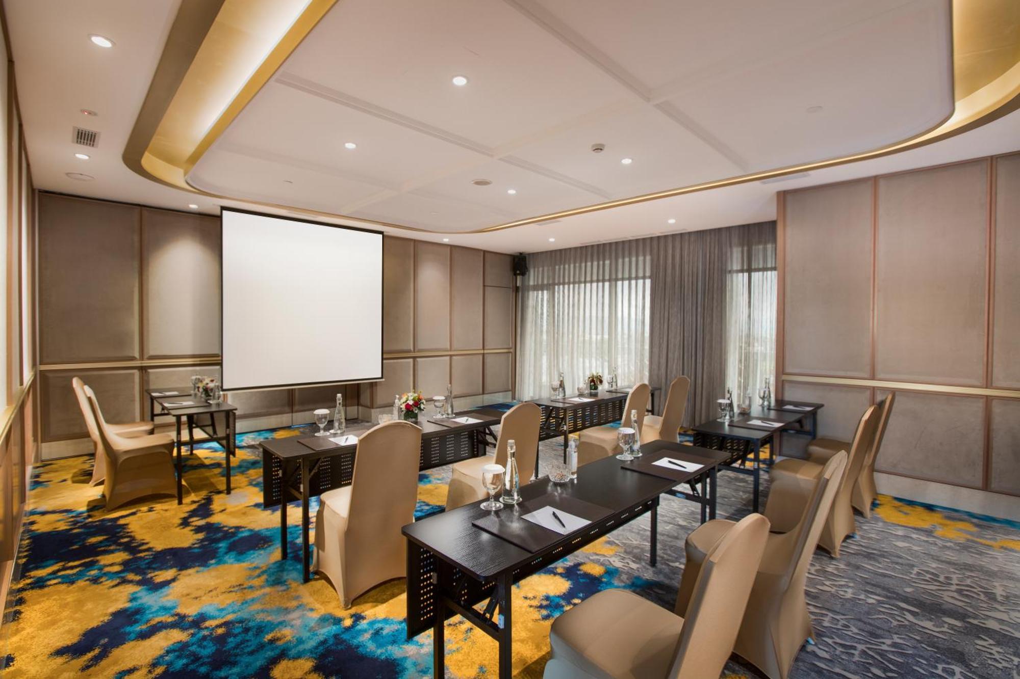 Royal Ambarrukmo Yogyakarta Hotel Buitenkant foto